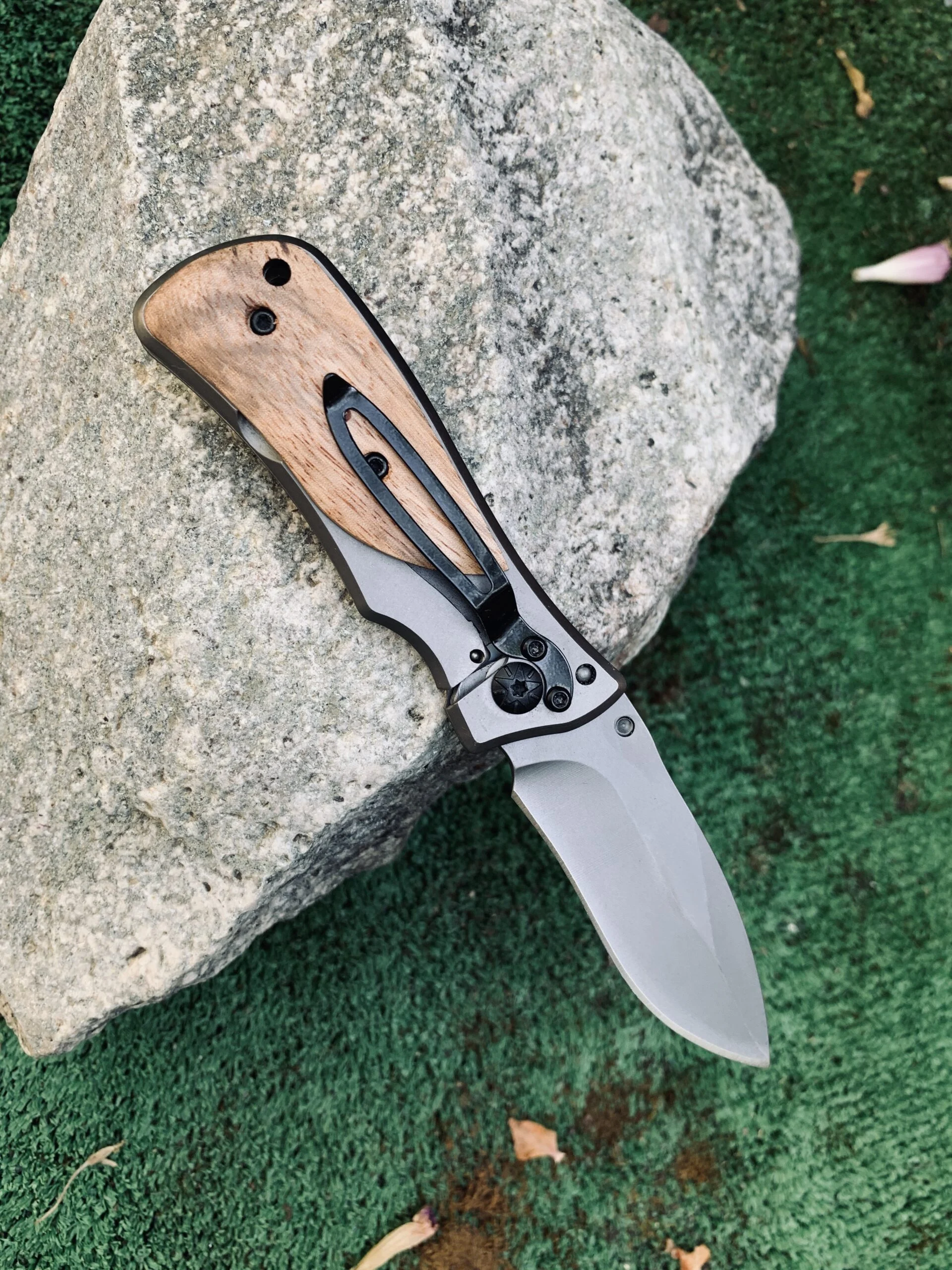 Сгъваем нож Compact Cut 440A, дървена дръжка дървена дръжка