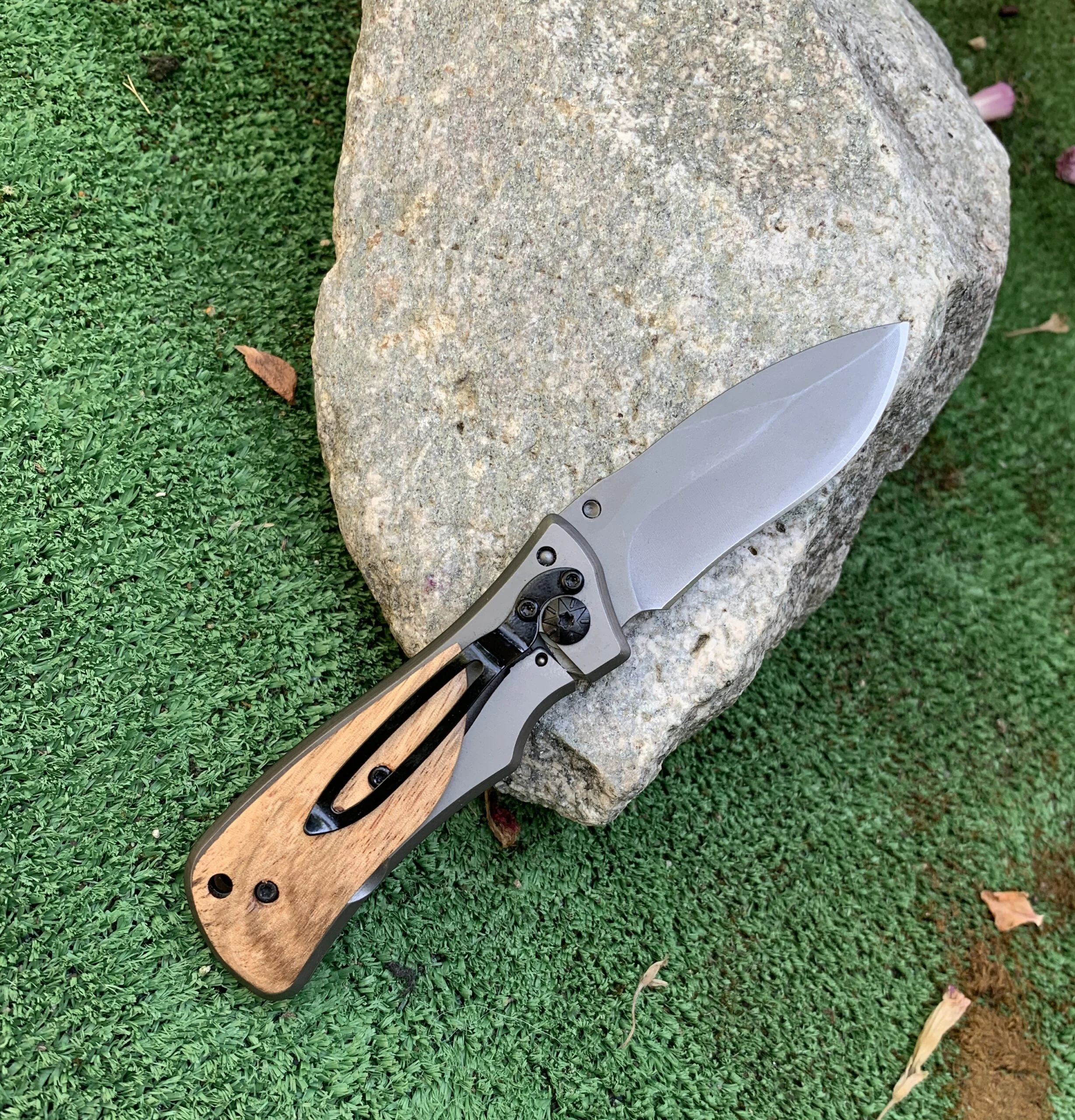 Сгъваем нож Compact Cut 440A, дървена дръжка Compact Cut