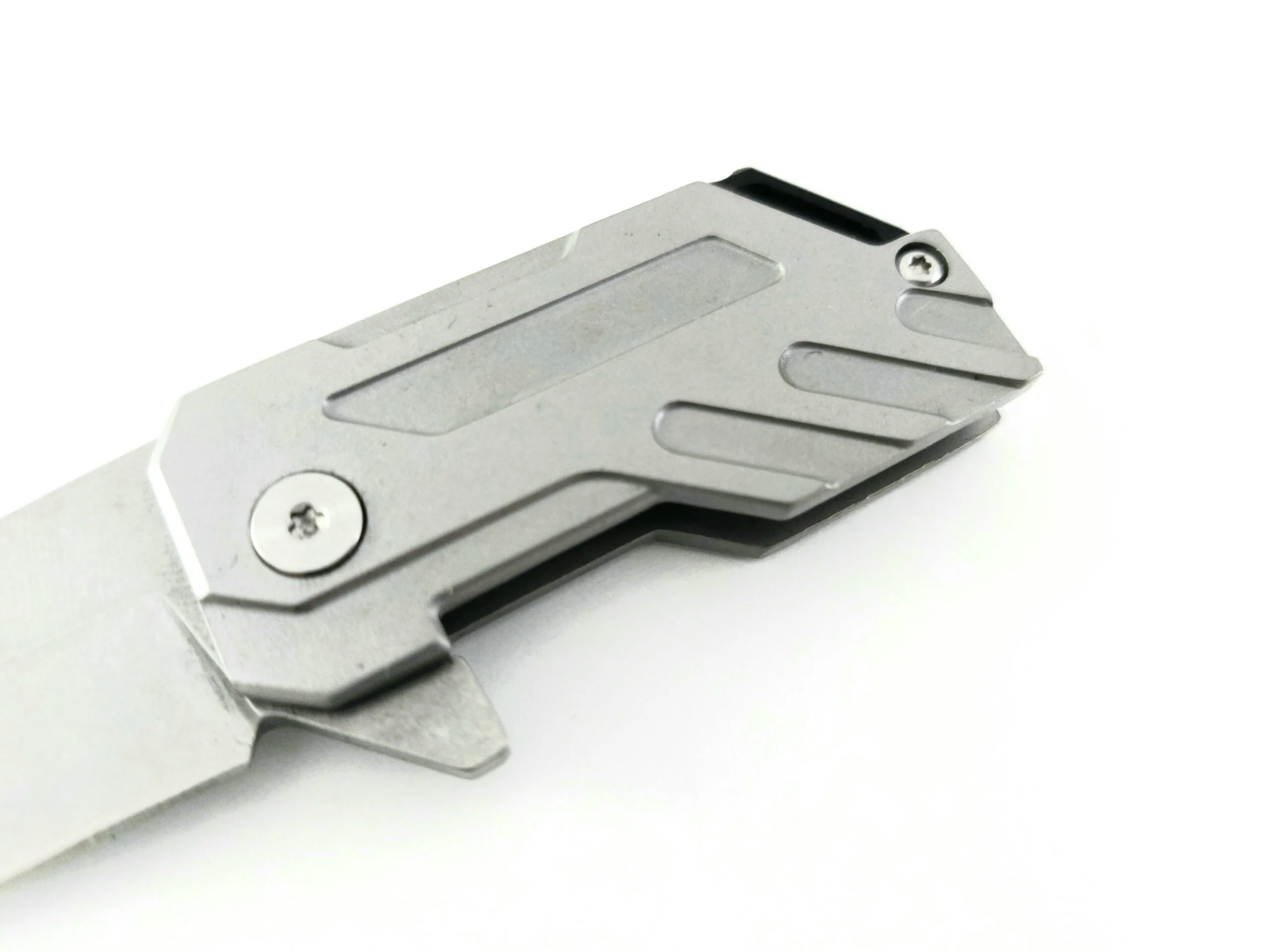 Сгъваемо ножче Compact Cut D2, метална подаръчна кутия Compact Cut