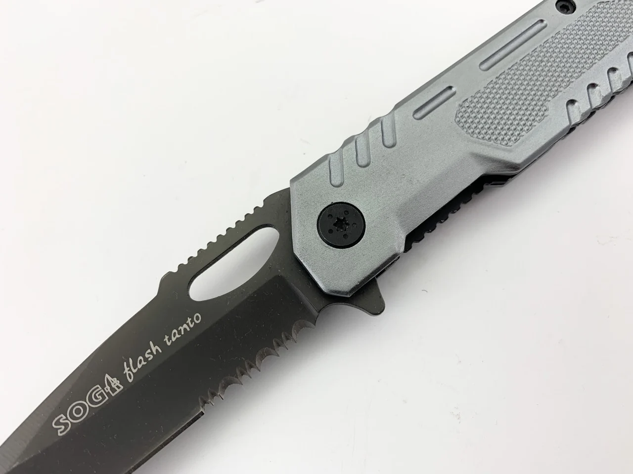 Сгъваем нож Sog Flash Tanto, частично серетирано острие нож - Vip Ever