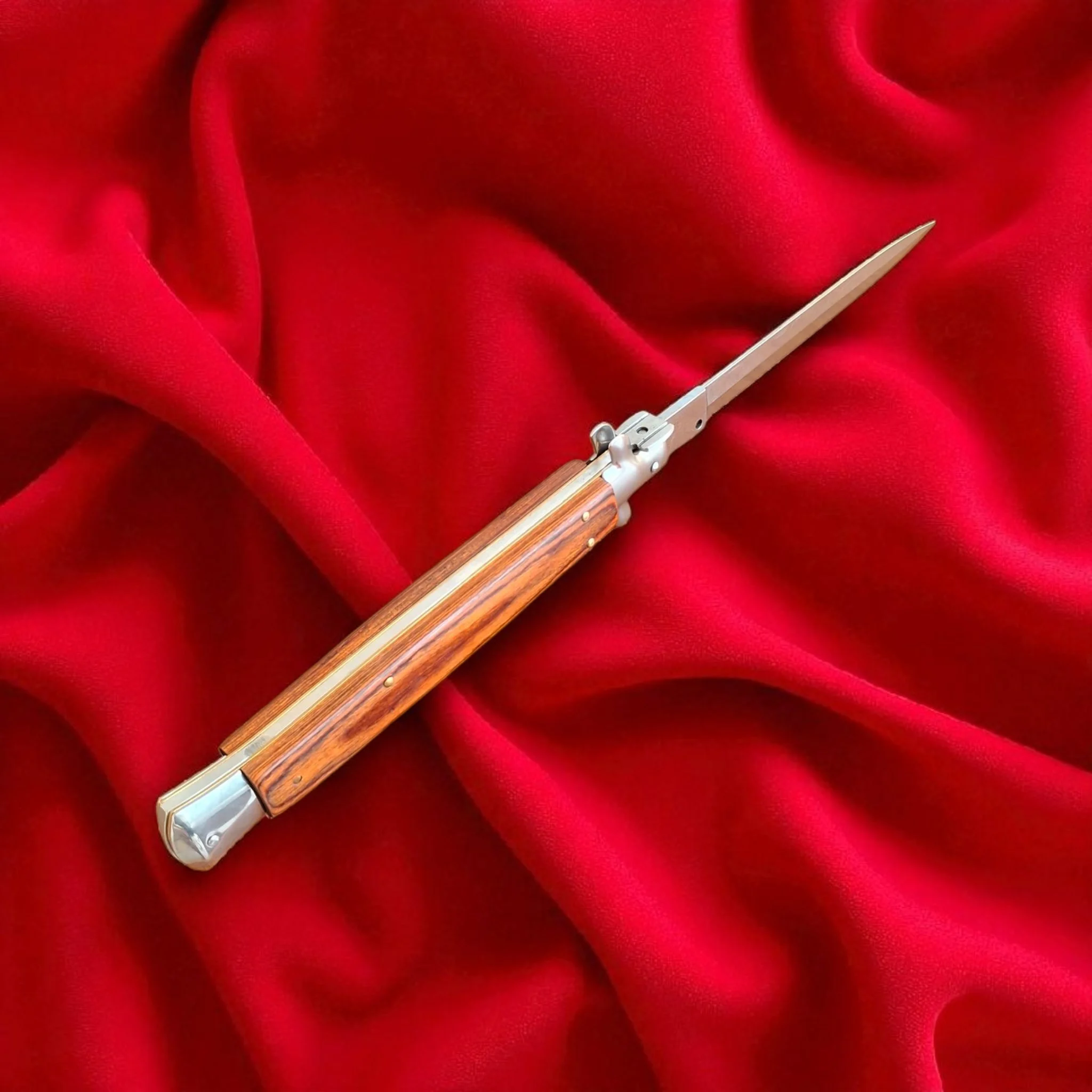 Сгъваем нож Vip Ever Stiletto XL Wood Edition, 440C стомана Сгъваем нож Vip Ever Stiletto XL Wood Edition, 440C стомана - Image 4