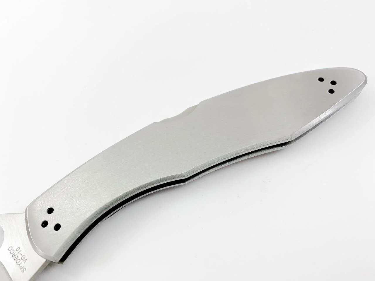 Сгъваем нож Spyderco Police 3 C07S, изцяло метален с гладко острие ножове - SpiderSP - Съчетание на практичност и стил