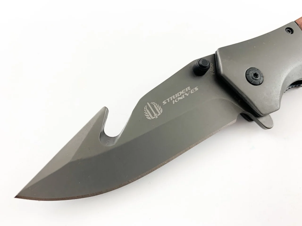 Сгъваем нож Strider knives USA, автоматичен механизъм автоматичен механизъм