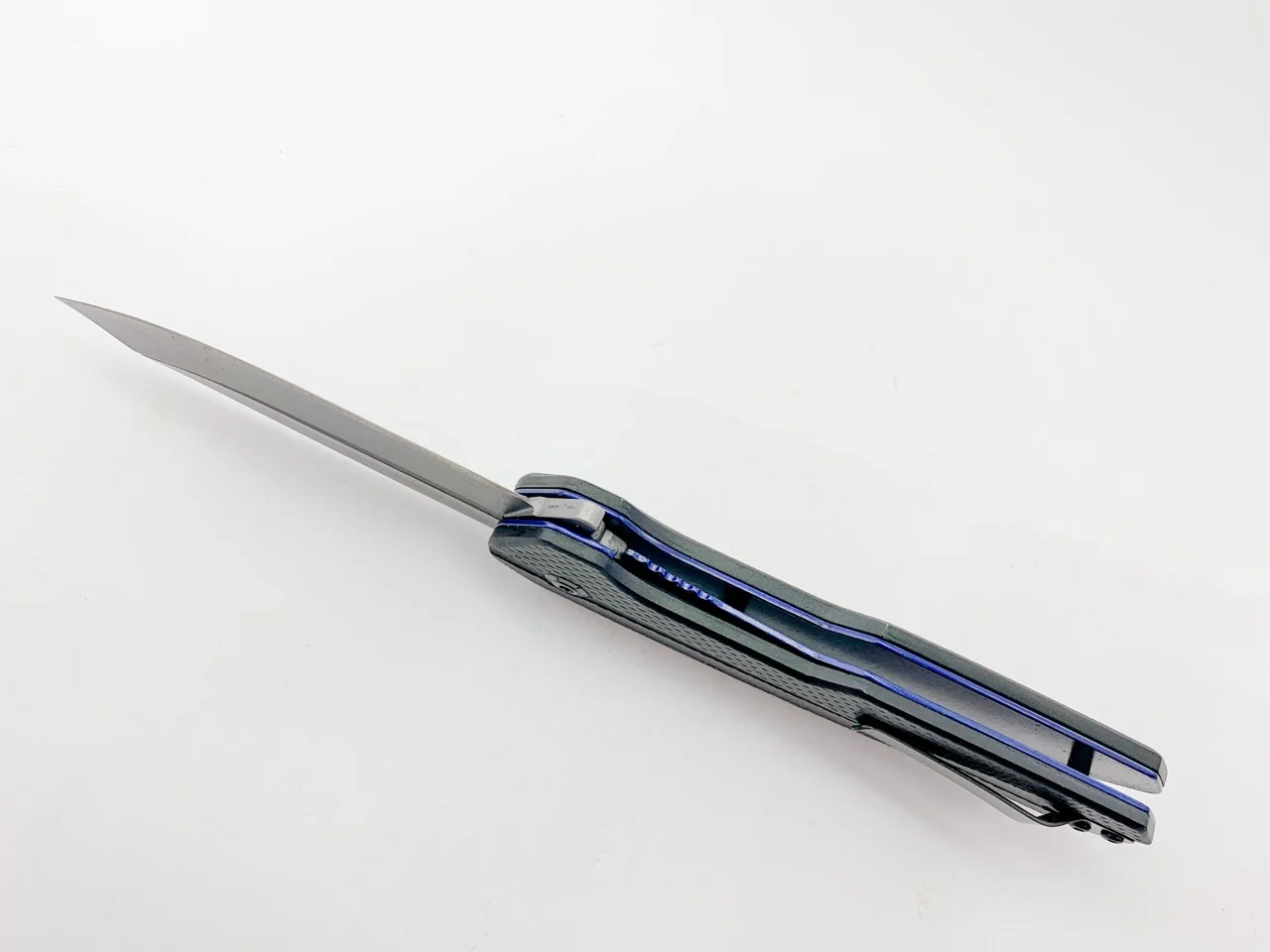 Сгъваем нож Benchmade сиво титаниево покритие, полуавтоматичен Сгъваем нож Benchmade сиво титаниево покритие, полуавтоматичен - Image 5