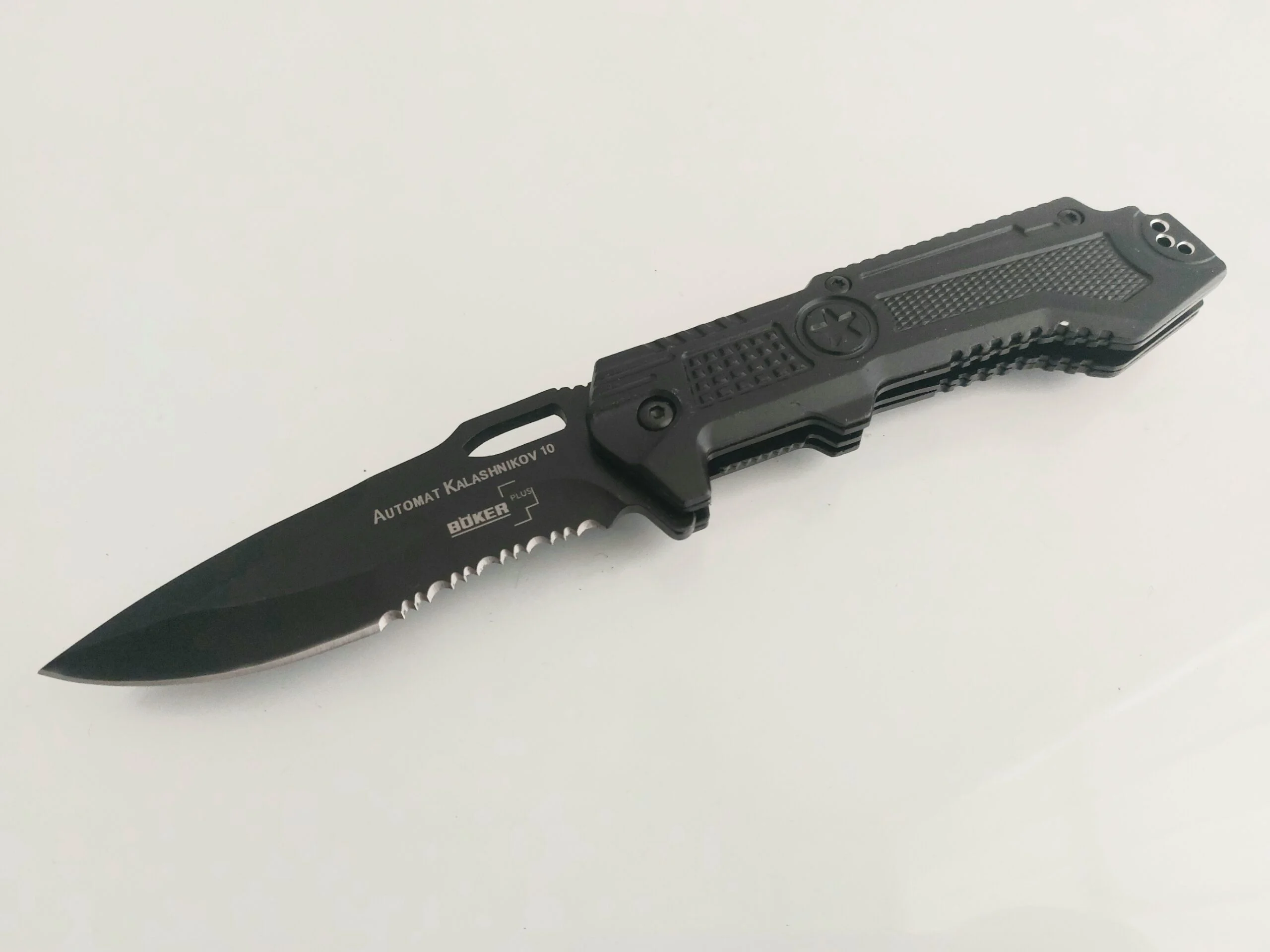 Сгъваем нож Boker automat 10, метален с автоматично отваряне Сгъваем нож Boker automat 10