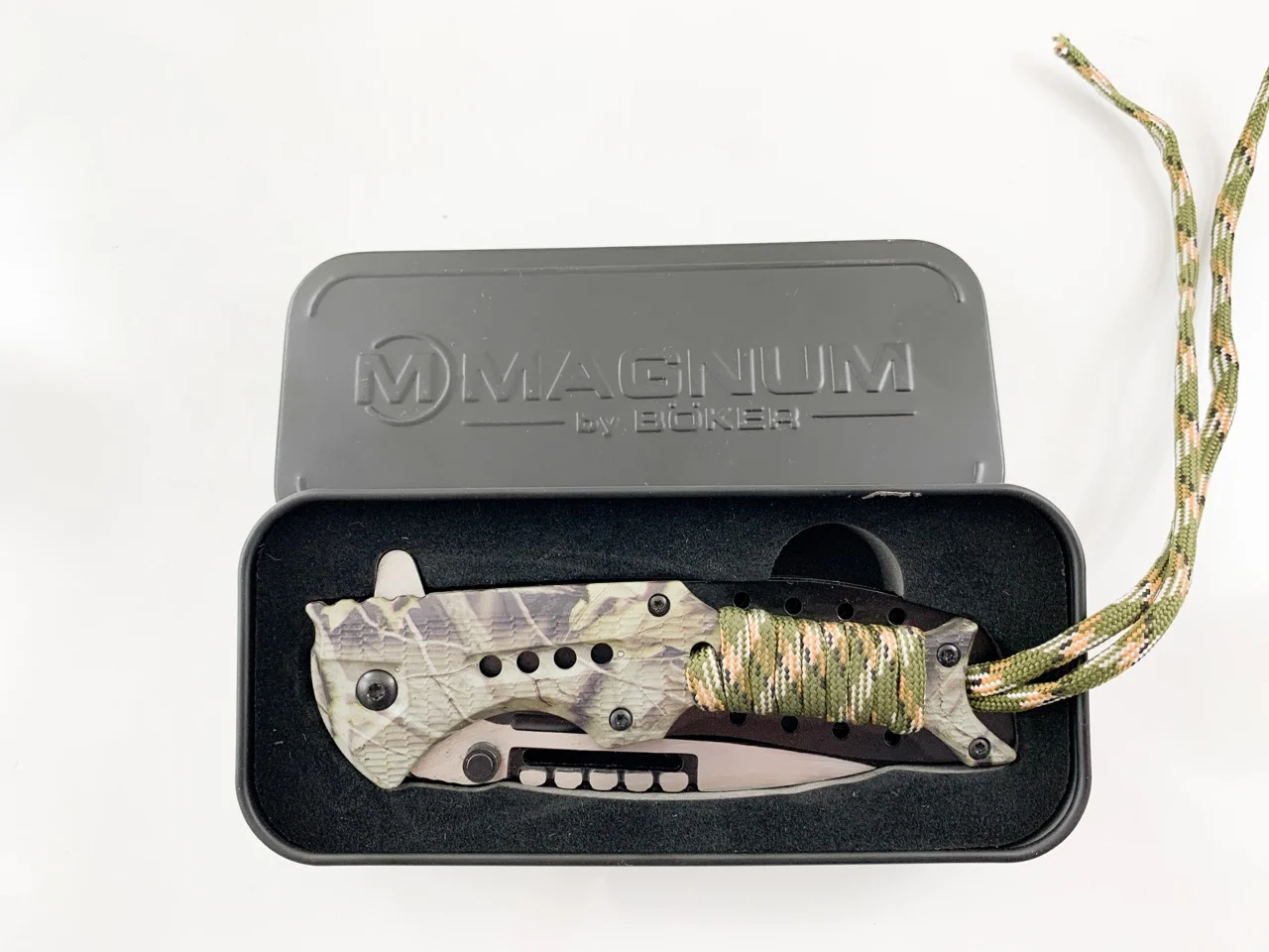 Сгъваем нож Boker Magnum Camo Companion, компактен и практичен Сгъваем нож Boker Magnum Camo Companion, компактен и практичен - Image 9