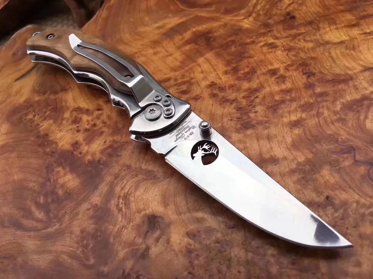 Сгъваем нож Browning ER 519, компактен и удобен за носене компактен и удобен за носене